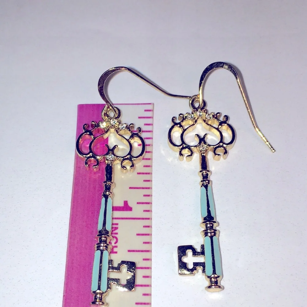 Gold tone crystal embellished blue enamel retro key pierced wire earrings - Picture 8 of 17